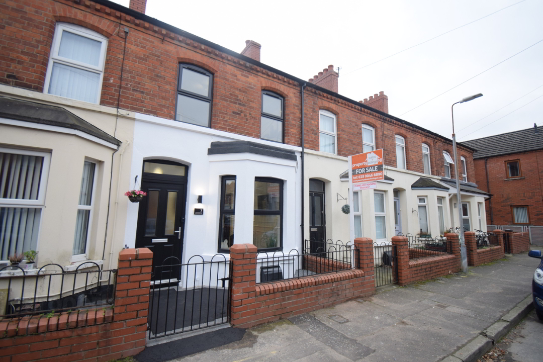 Photo 1 of 7 Belmont Avenue West, Belfast