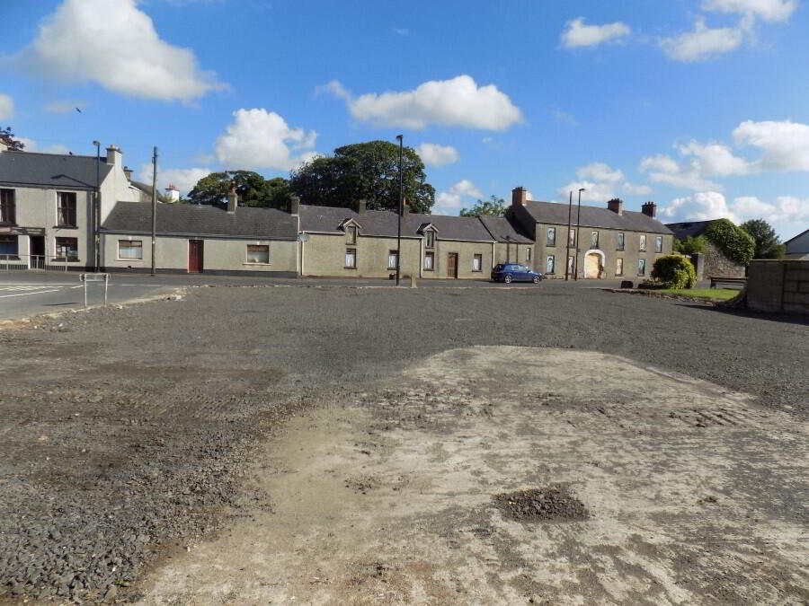 Sales Yard, Main Street