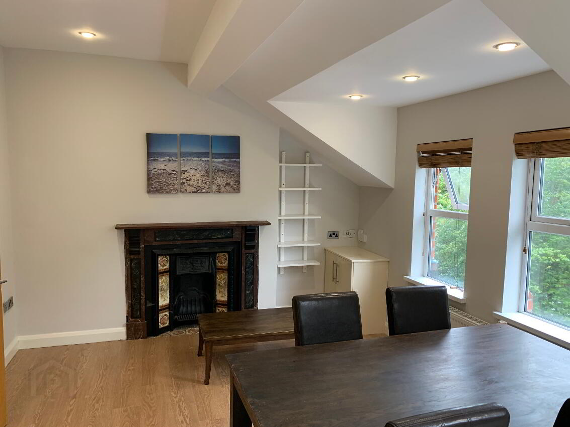 Unit C, 43 Ulsterville Avenue