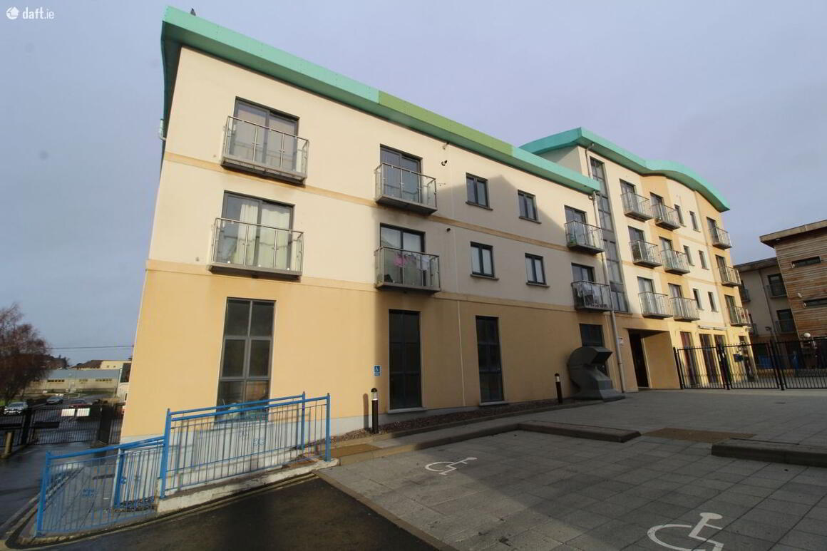 Unit 4, Fairgreen