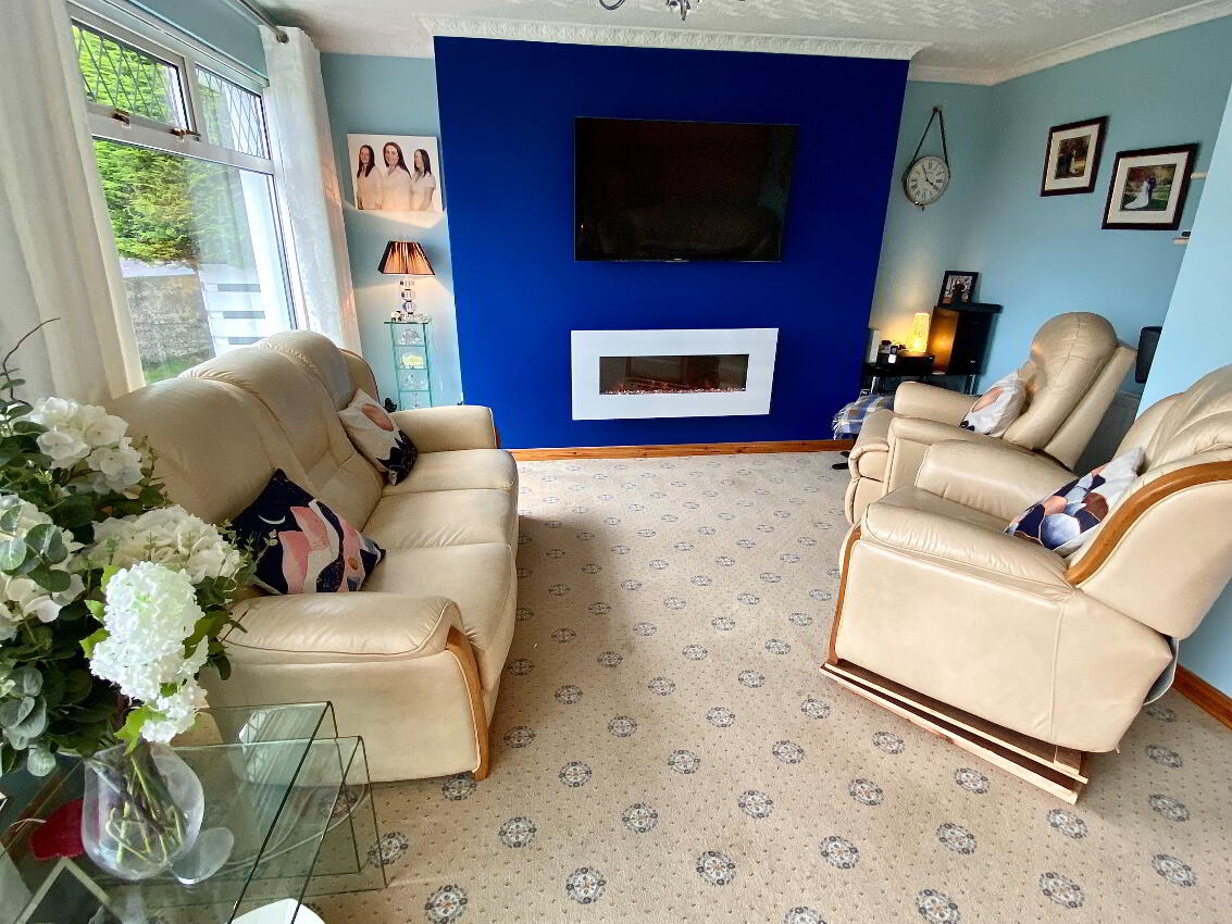 12 Richill Park