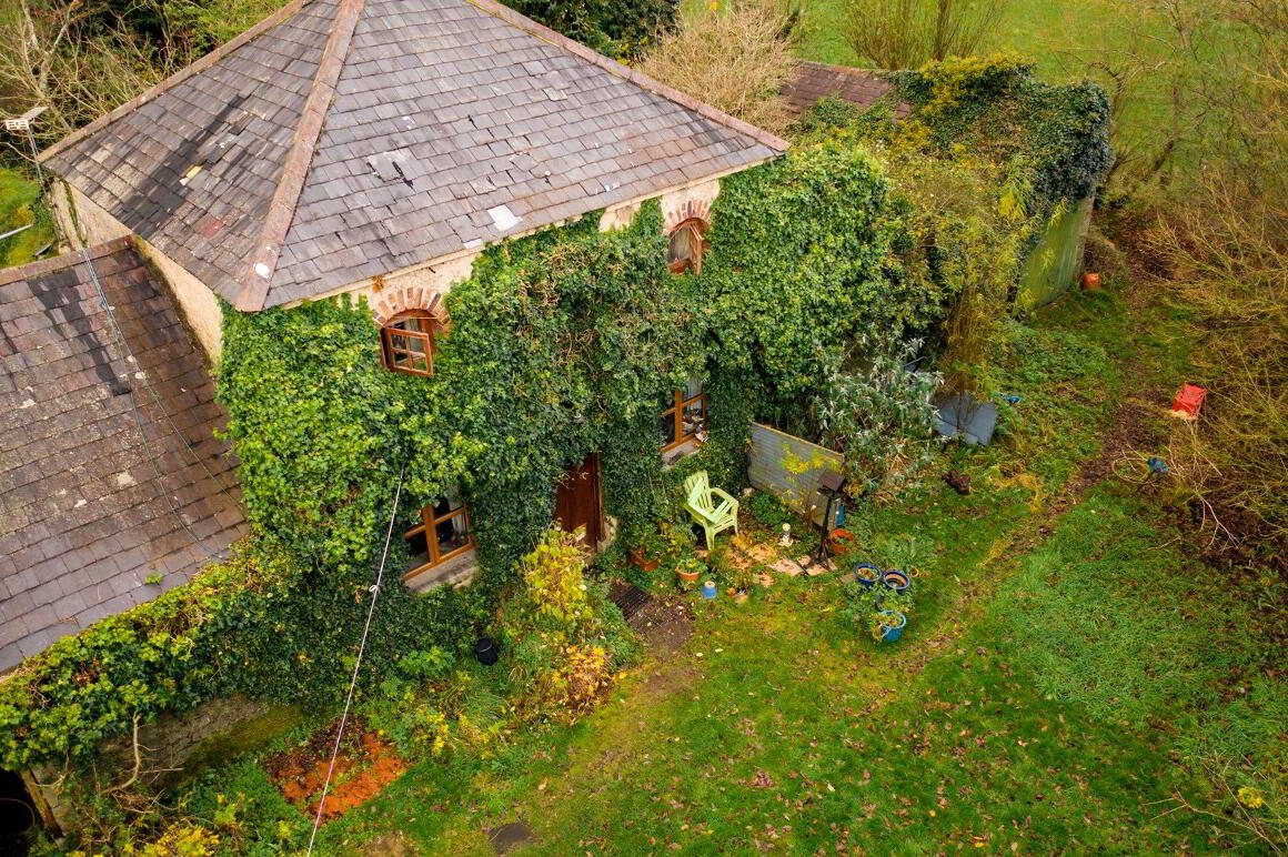The Mill, Turnavall Road