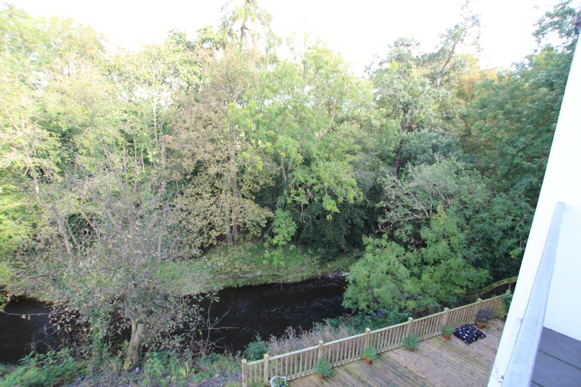 6 Packenham Court