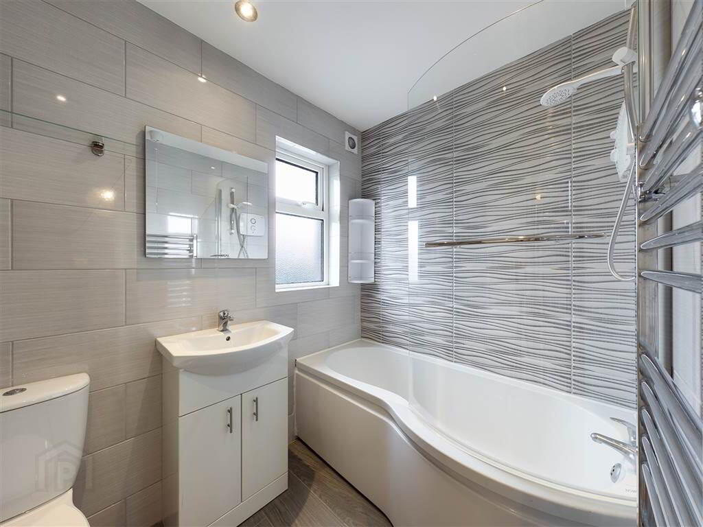 223 Viewmount Park