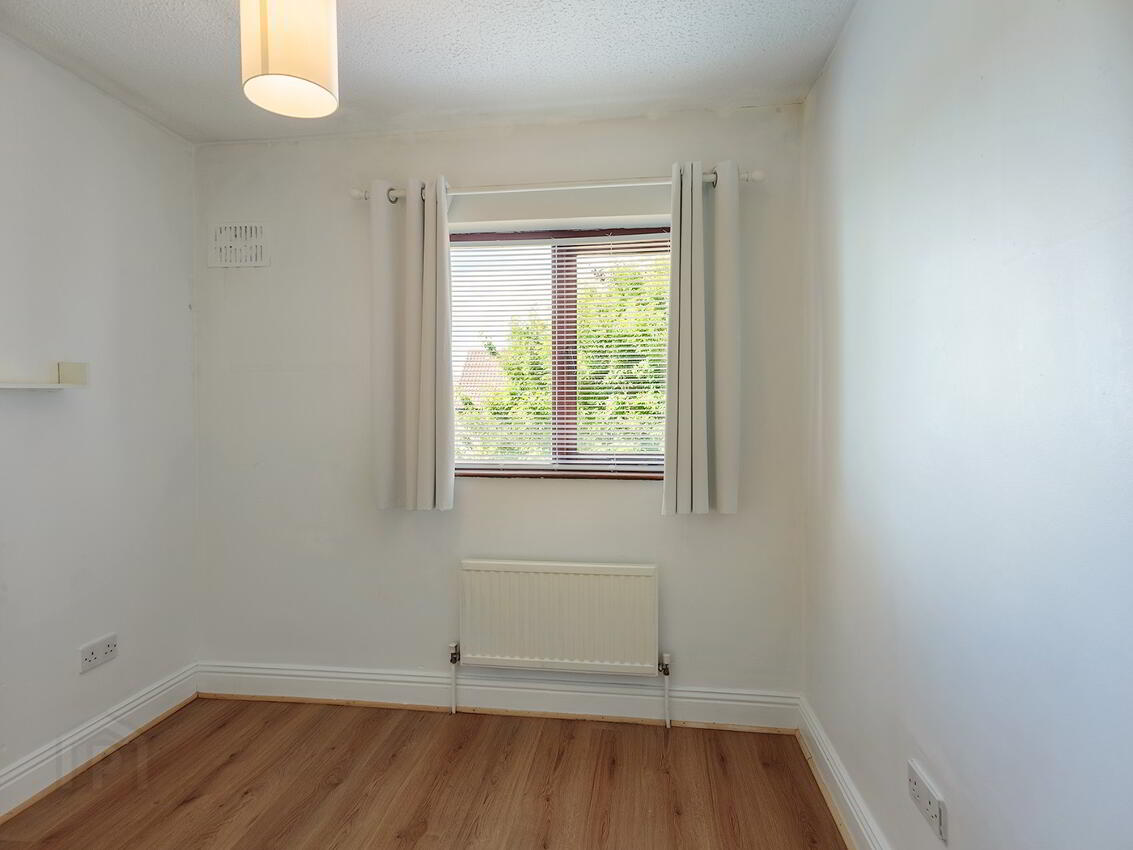 58 Hazelbourne