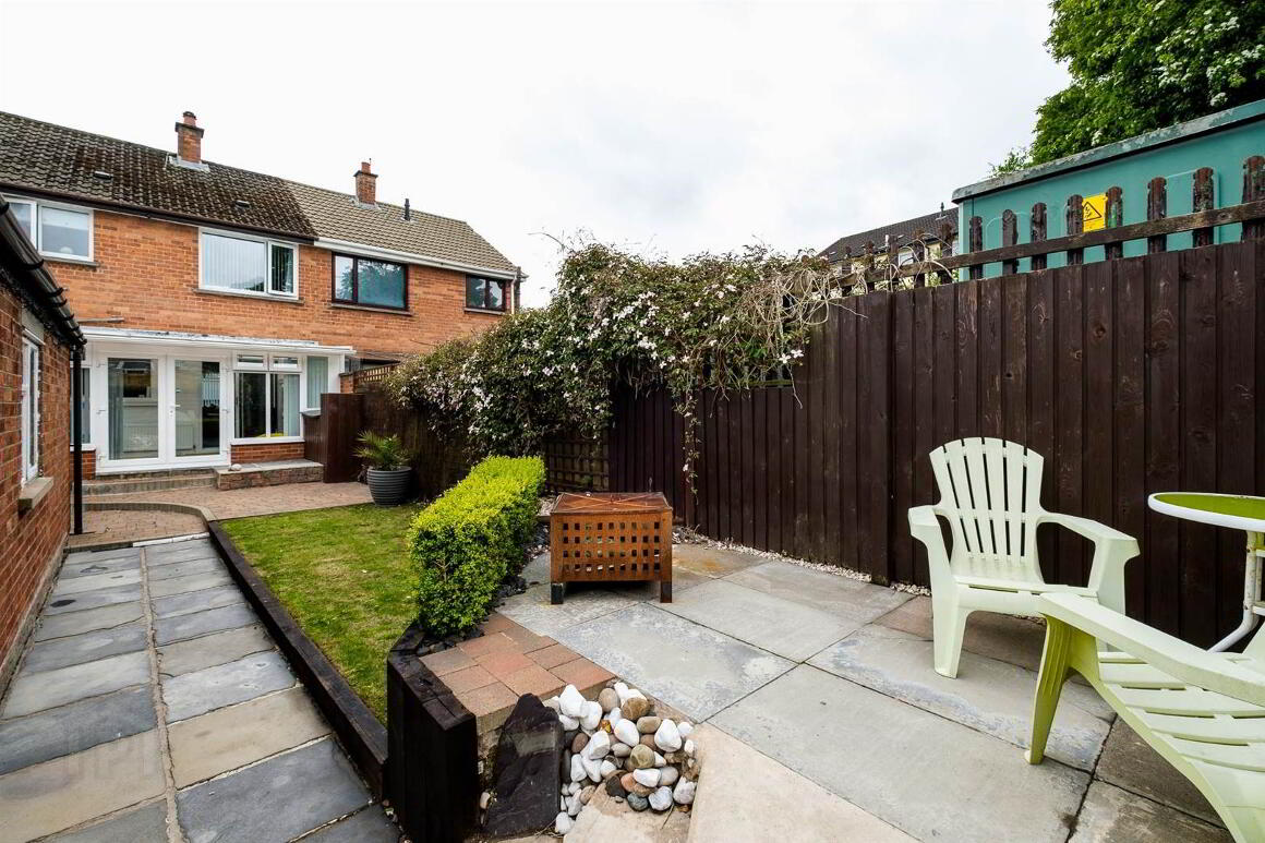 13 Braeside Avenue