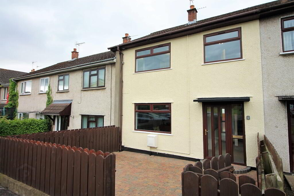 39 Kilmuir Avenue