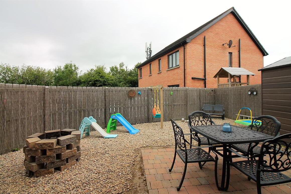 18 Glenwell Mews
