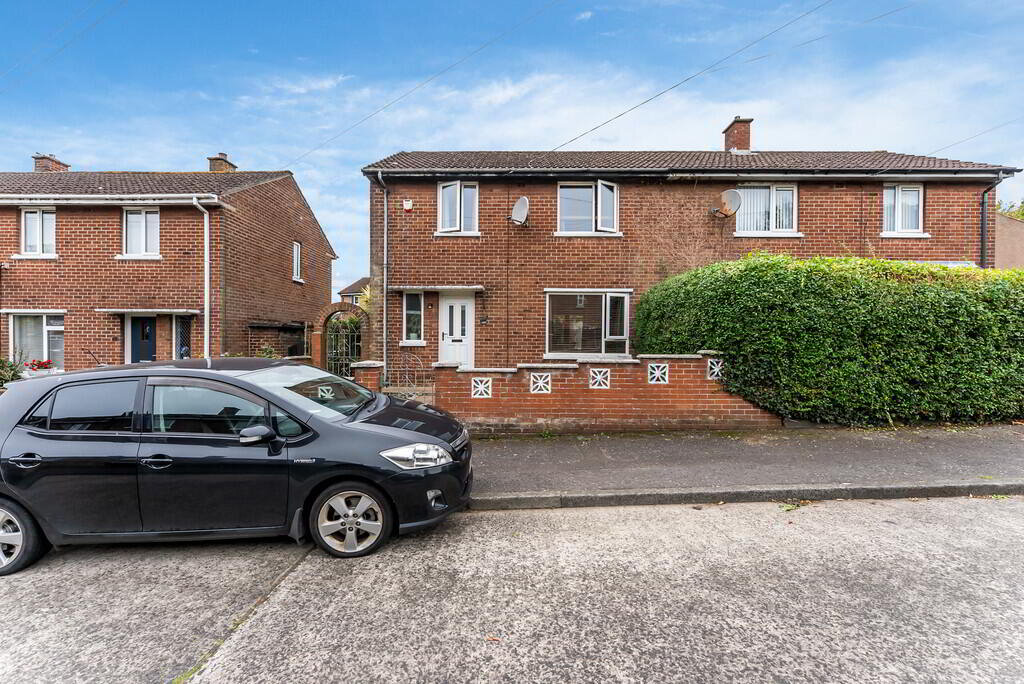 Photo 1 of 35 Knocknagoney Gardens, Belfast