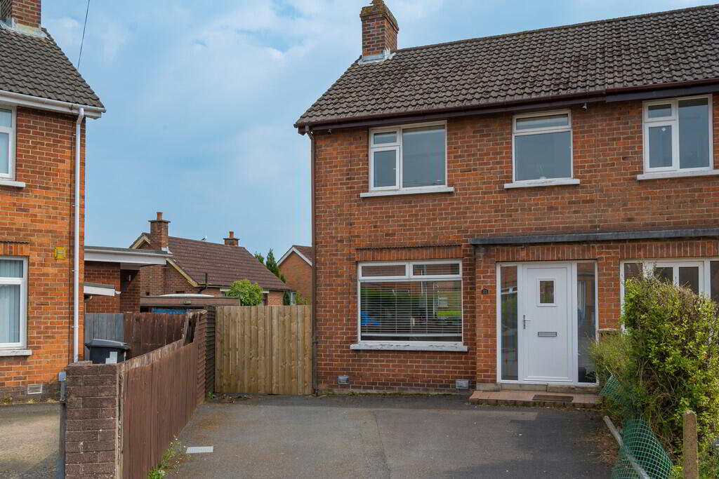 Photo 1 of 31 Sandown Drive, Ballyhackamore, Belfast