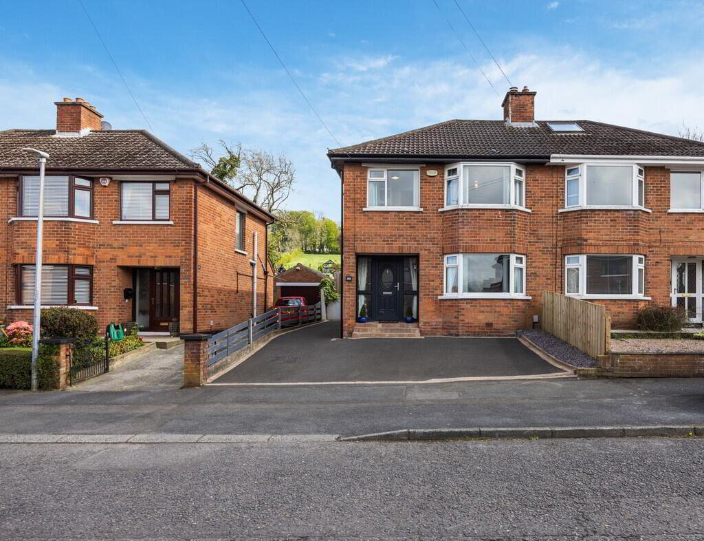 Photo 1 of 90 Beechgrove Avenue, Belfast