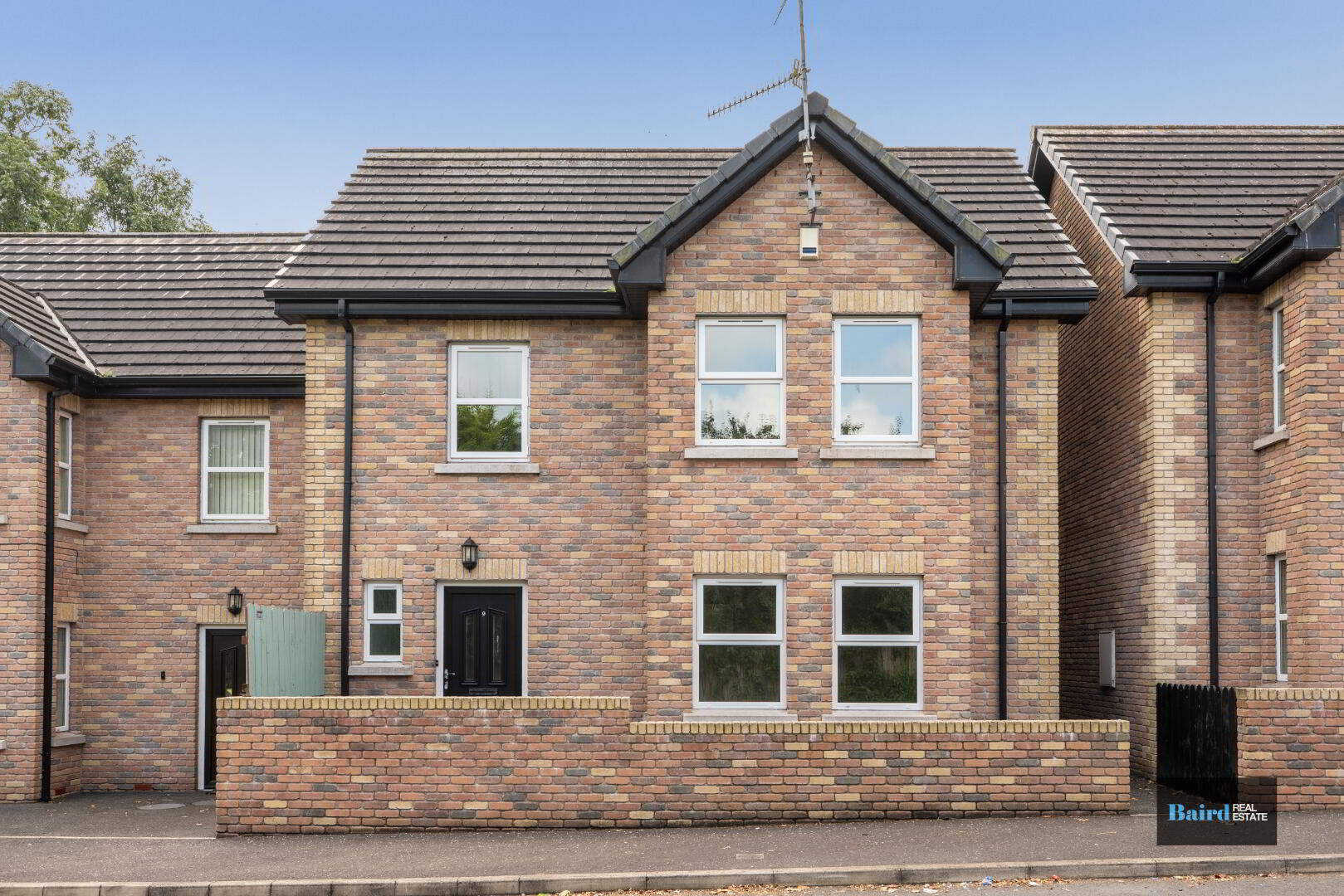 Photo 1 of 9 North Close, Stewartstown