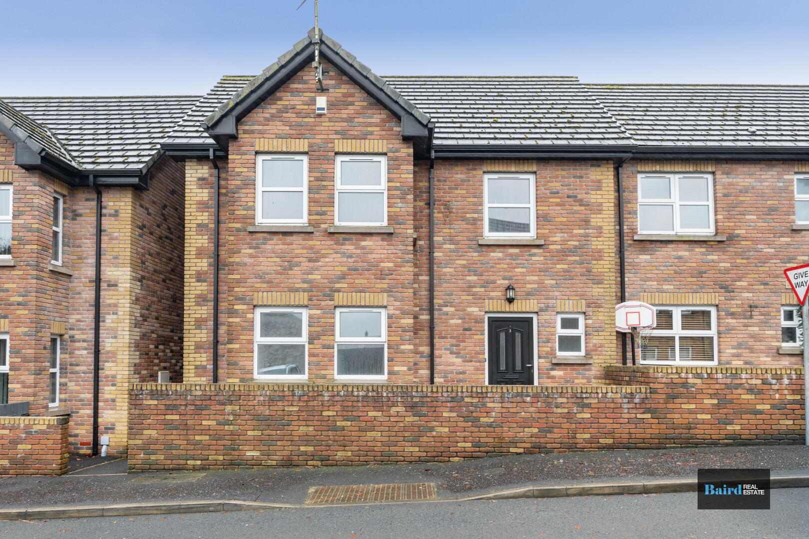 Photo 1 of 3 North Close, Stewartstown