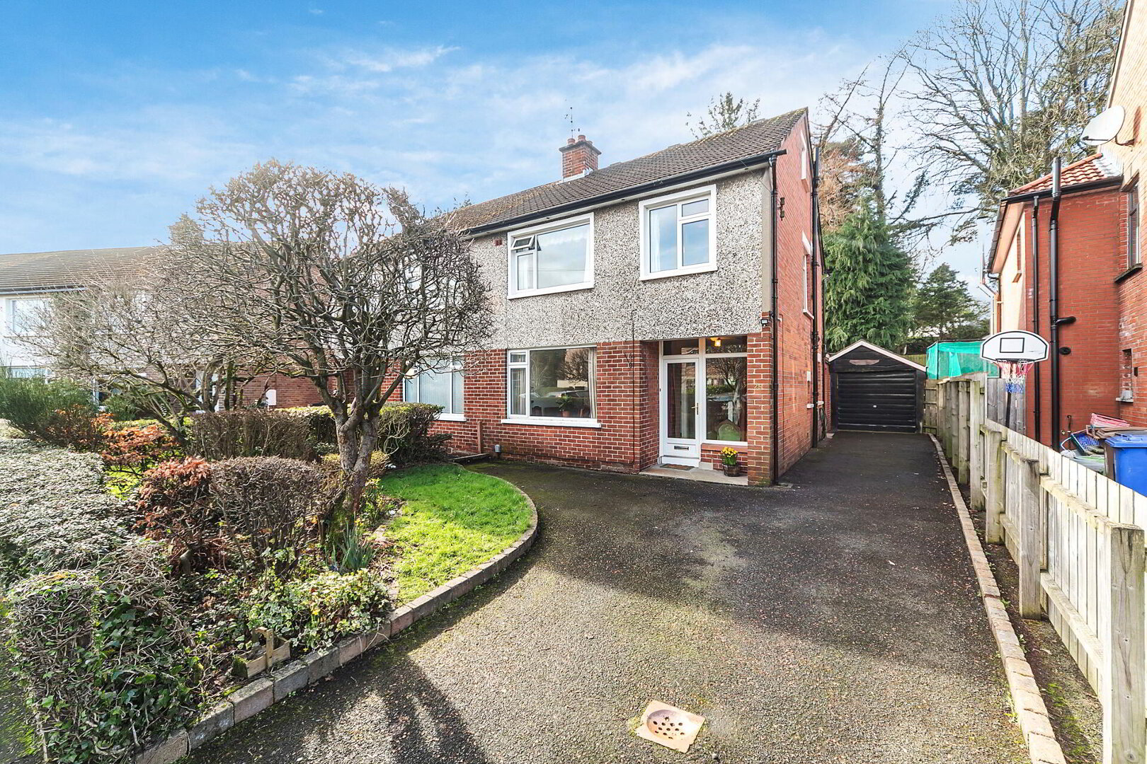 Photo 1 of 25 Hillside Park, Stranmillis, Belfast