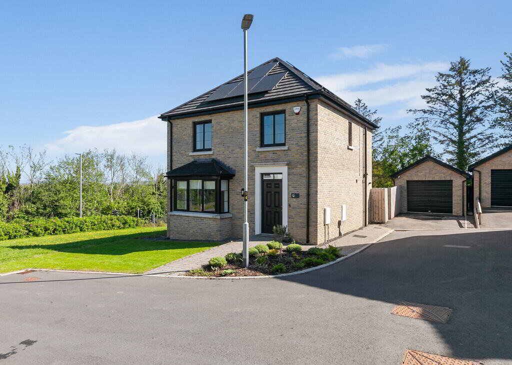 Photo 1 of 12 Glen Manor Avenue, Hightown Road, Newtownabbey