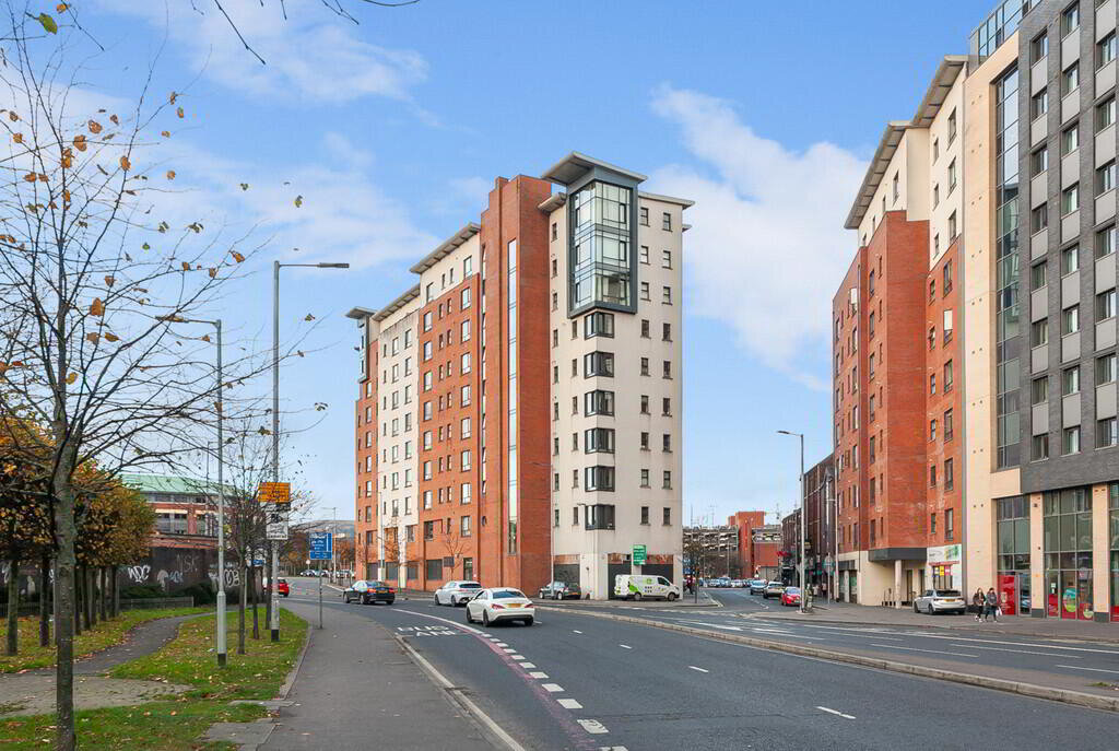 Photo 1 of 803 College Central, College Avenue, Belfast