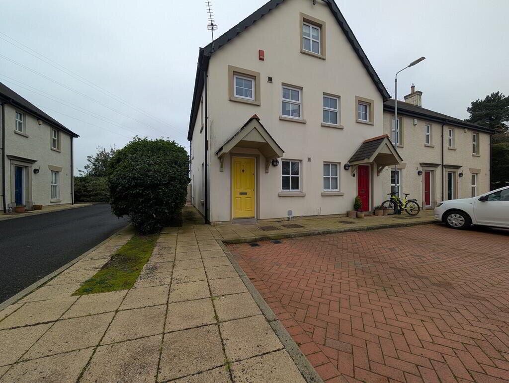 Photo 1 of 7 Drumbeg Cottages, Dunmurry, Belfast