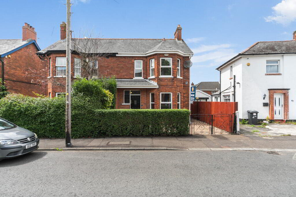 Photo 1 of 49 Ardenlee Gardens, Belfast