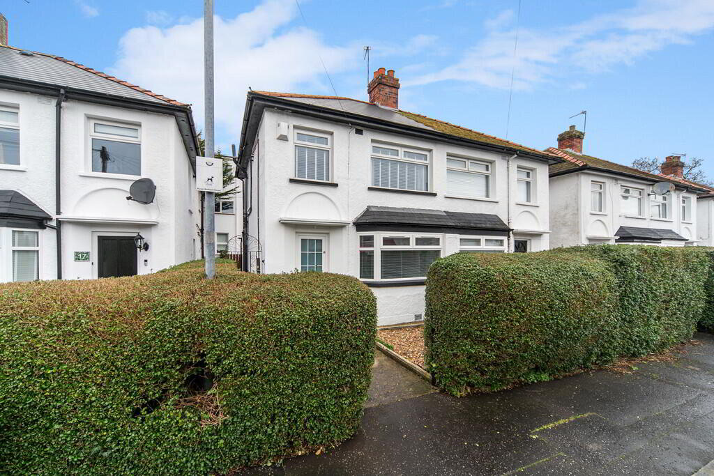 Photo 1 of 15 Ravenhill Crescent, Belfast