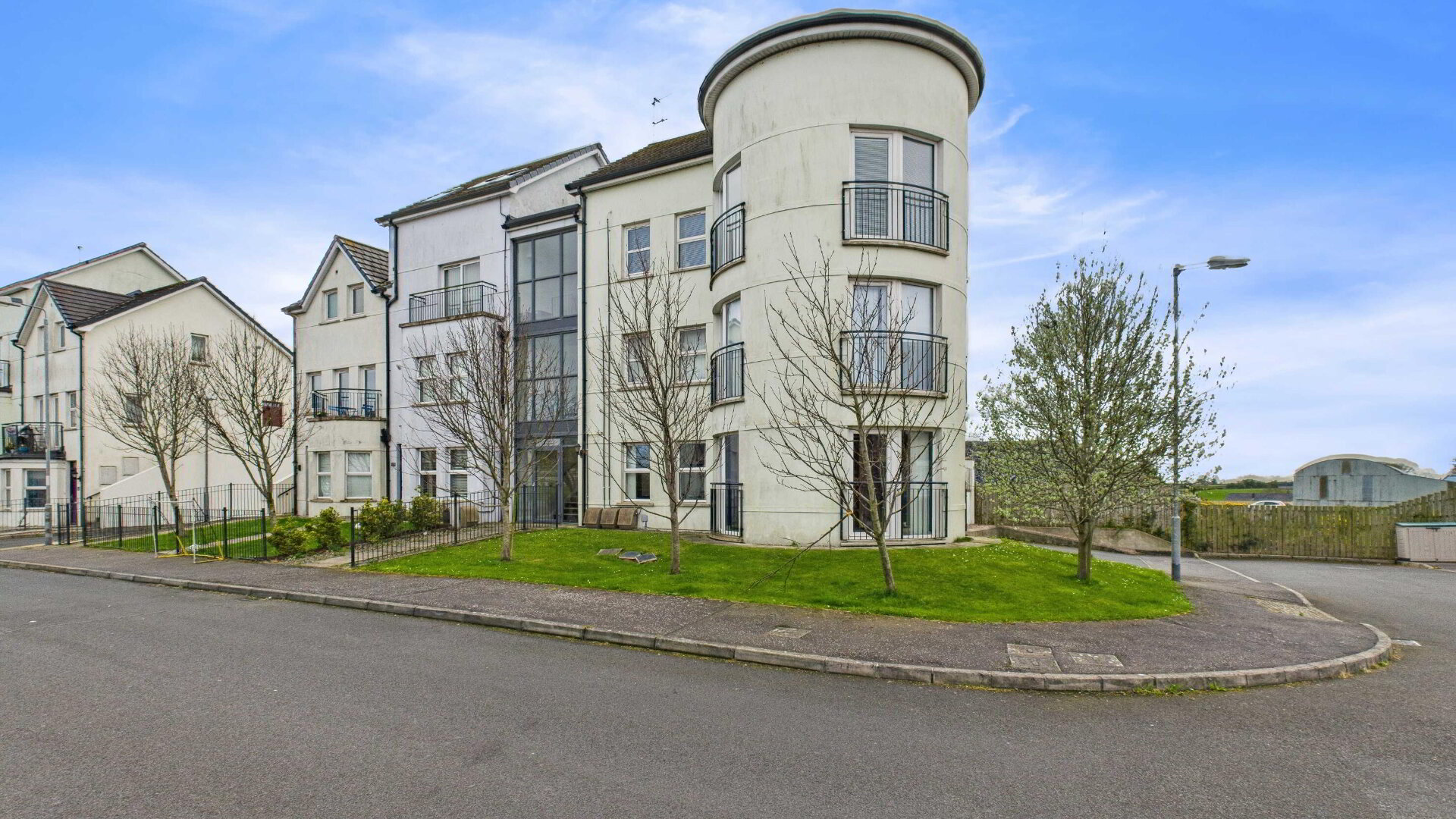 Photo 1 of 193 Linen Crescent, Bangor