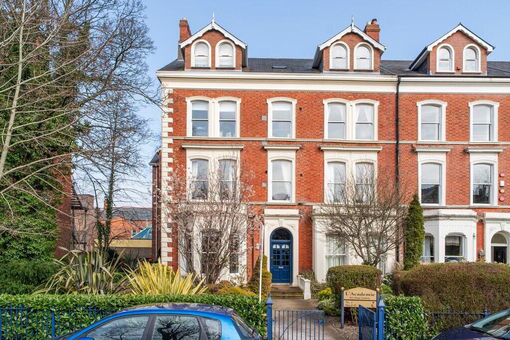 Photo 1 of 1, 14 College Gardens, Belfast