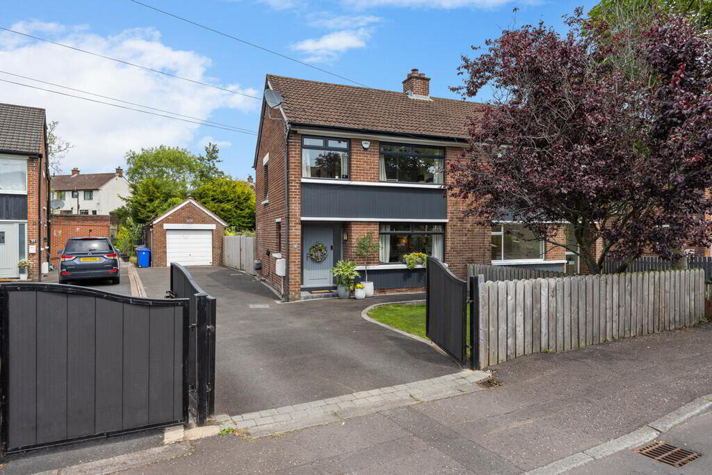 Photo 1 of 31 Greystown Avenue, Upper Malone Road, Belfast