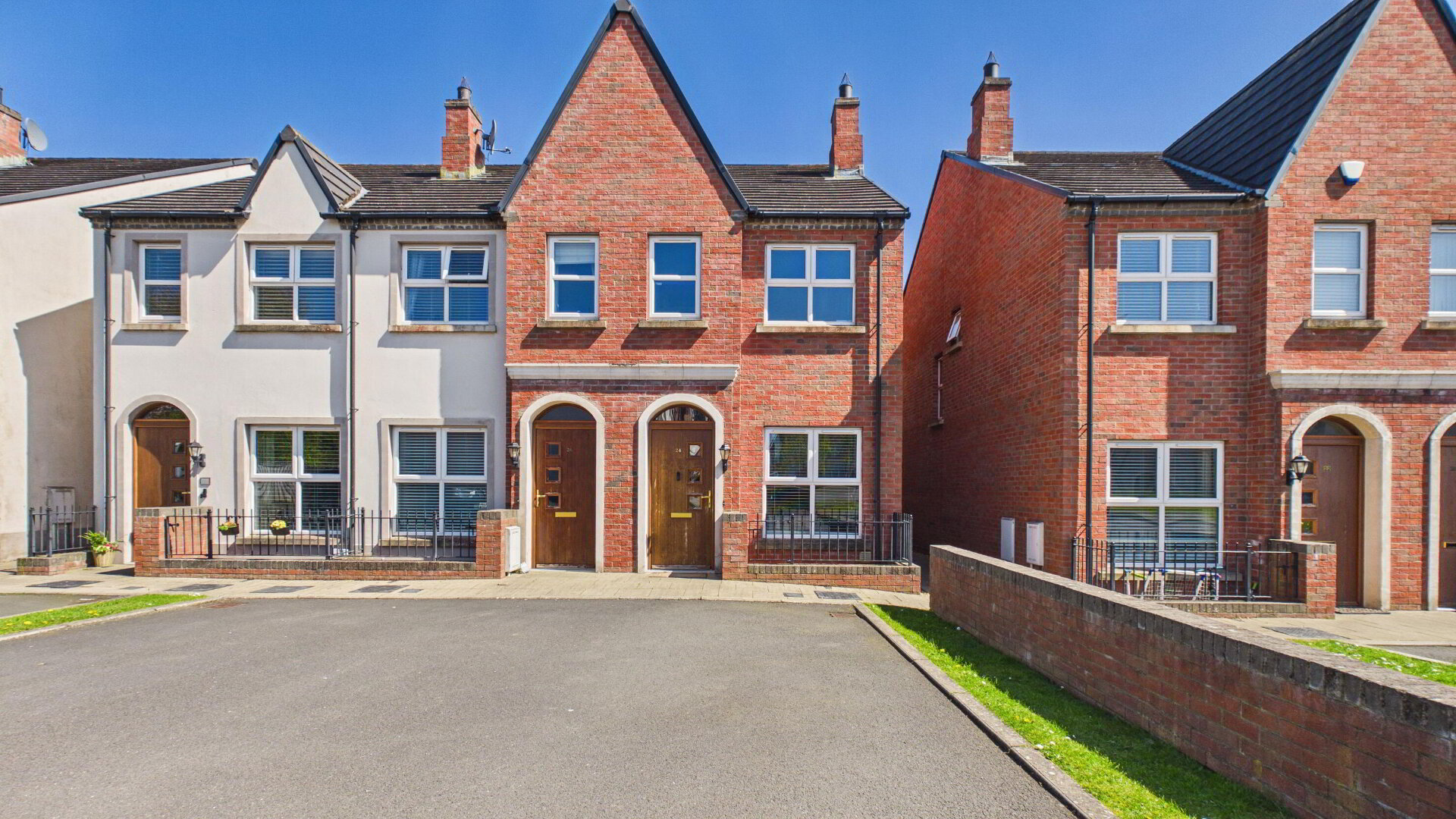 Photo 1 of 24 Abbington Manor, Bangor