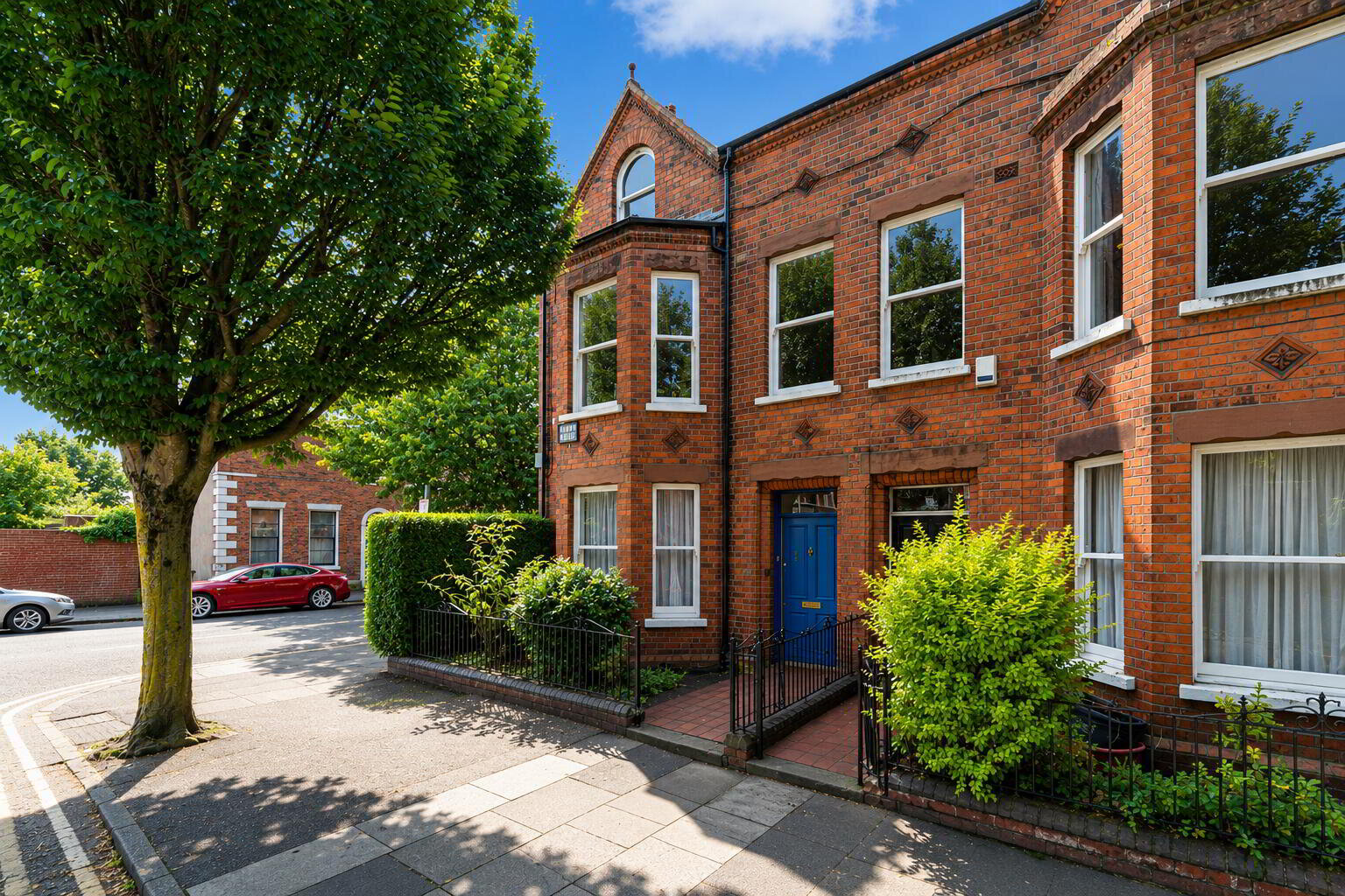 Photo 1 of 65 Rugby Road, University Street, Belfast