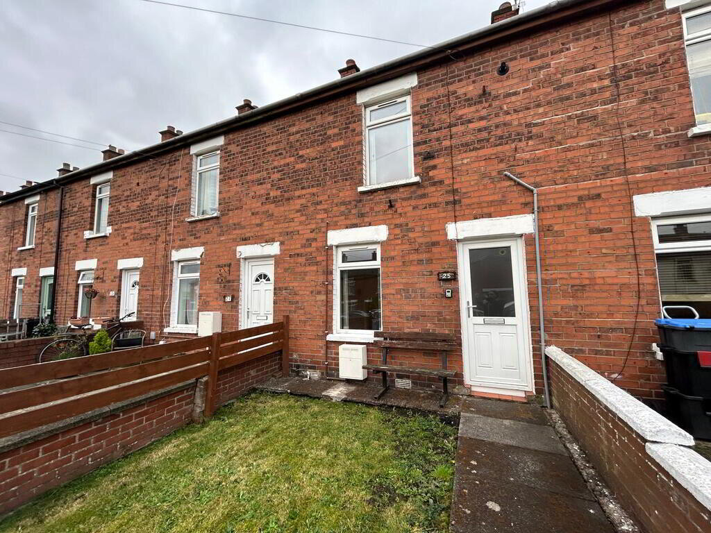 Photo 1 of 25 Parkgate Crescent, Belfast