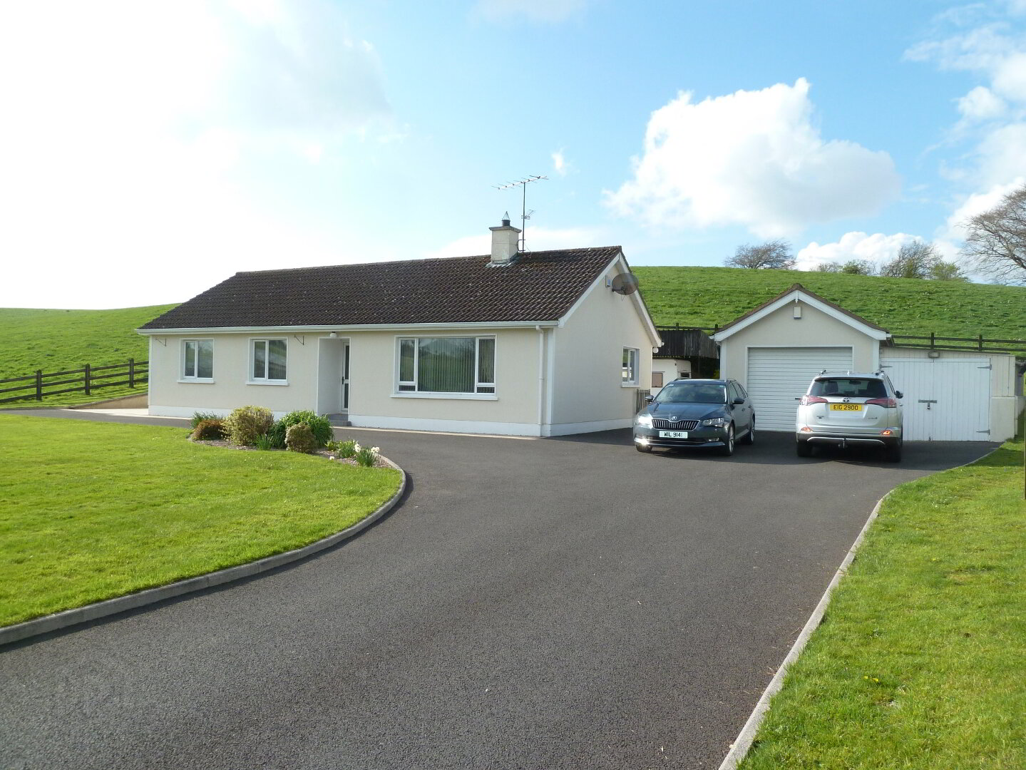 Photo 1 of 76 Trillick Road, Ballinamallard
