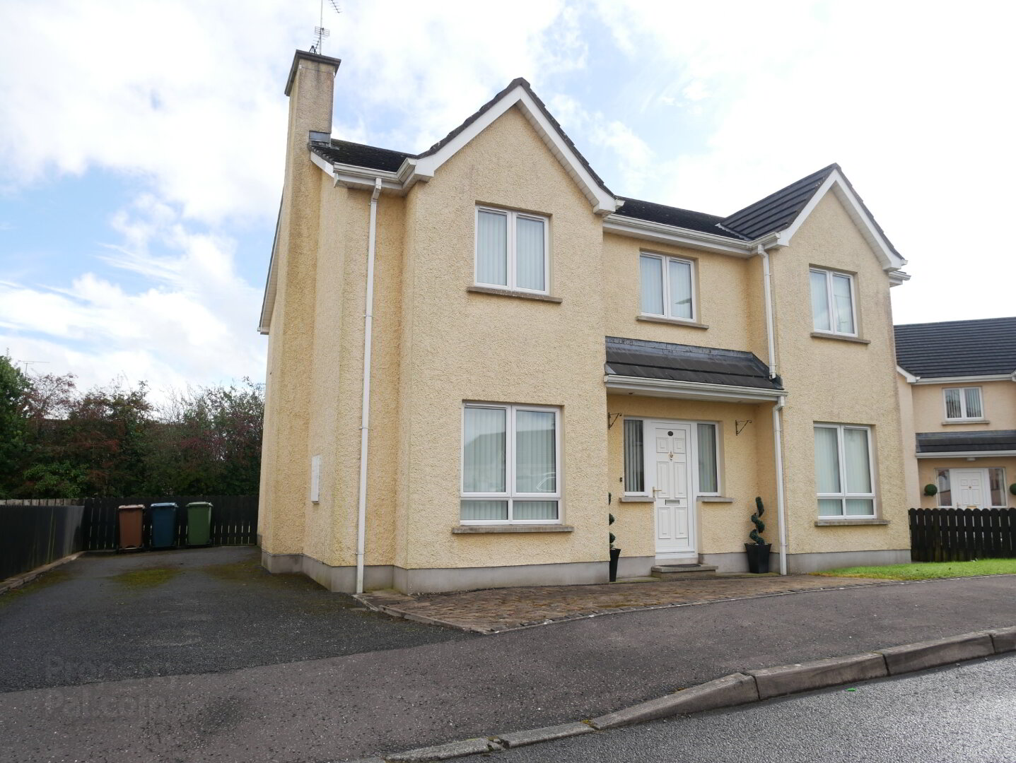 Photo 1 of 17 Cherryhill, Irvinestown