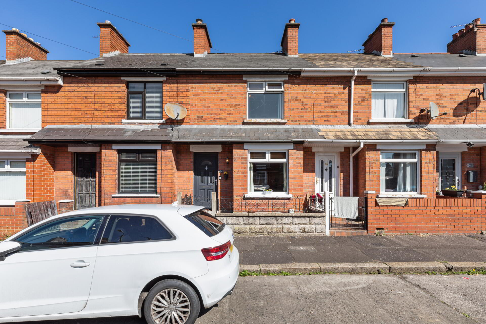 Photo 1 of 24 Willowfield Parade, Belfast