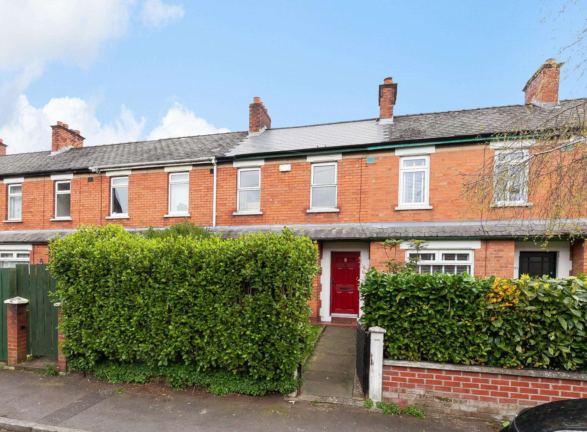 Photo 1 of 8 Eastleigh Crescent, Belfast