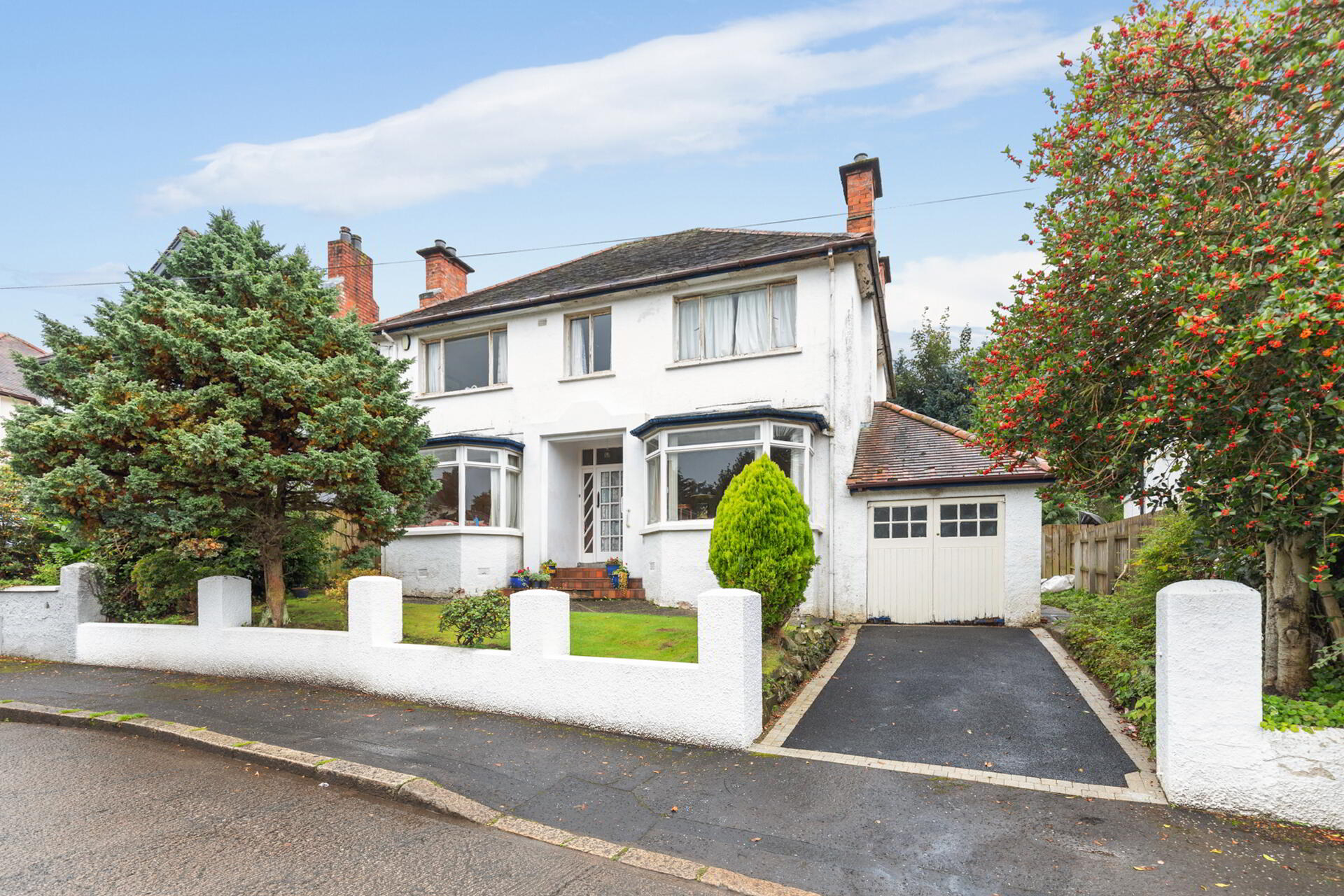 Photo 1 of 18 Mount Eden Park, Malone Road, Belfast