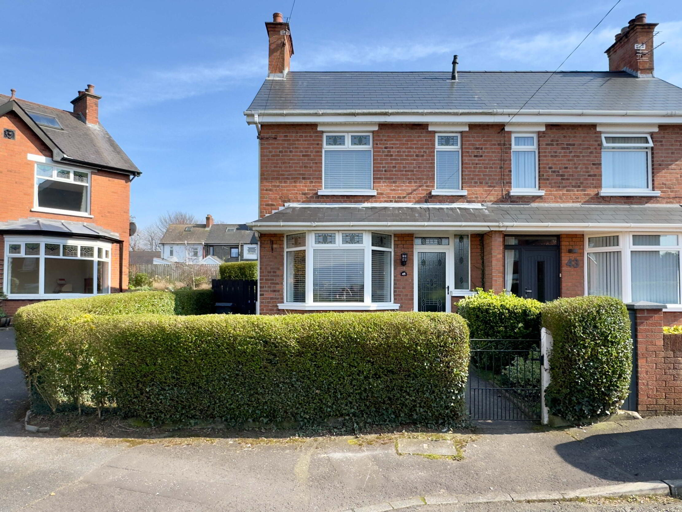 Photo 1 of 45 Irwin Crescent, Belfast