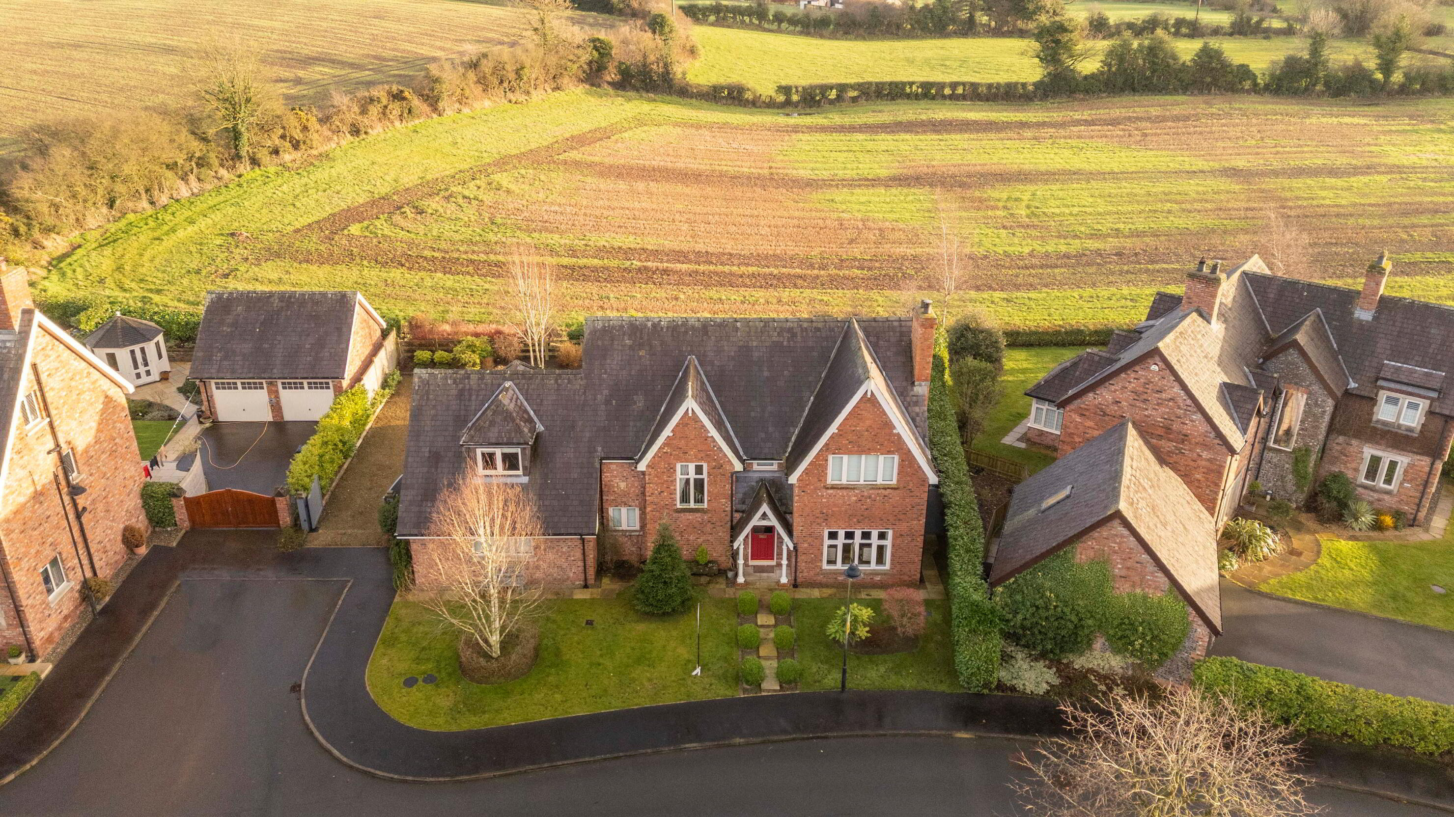 Photo 1 of 10 Governors Gate Meadow, Hillsborough