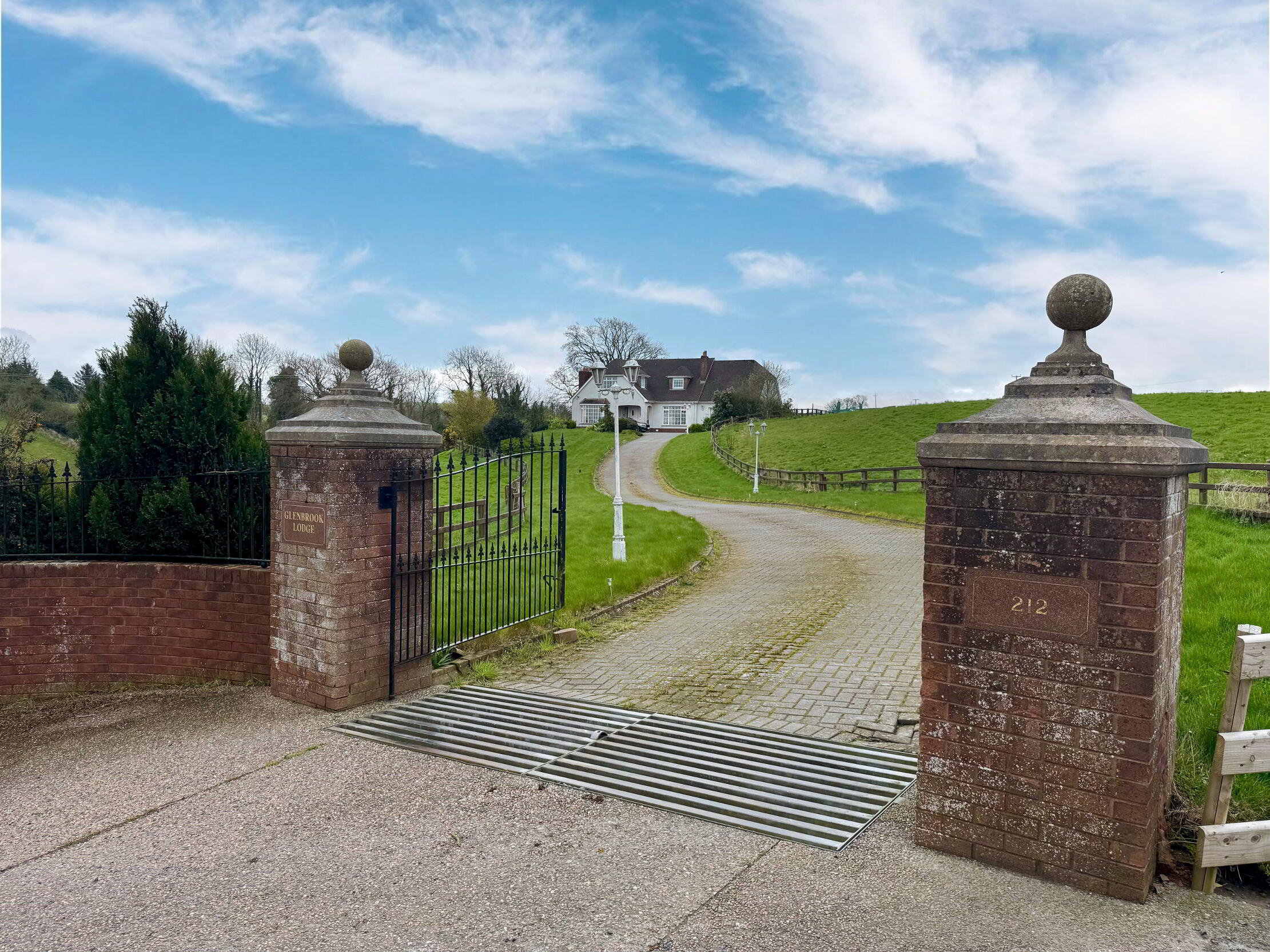 Photo 1 of 212 Mealough Road, Drumbo, Lisburn