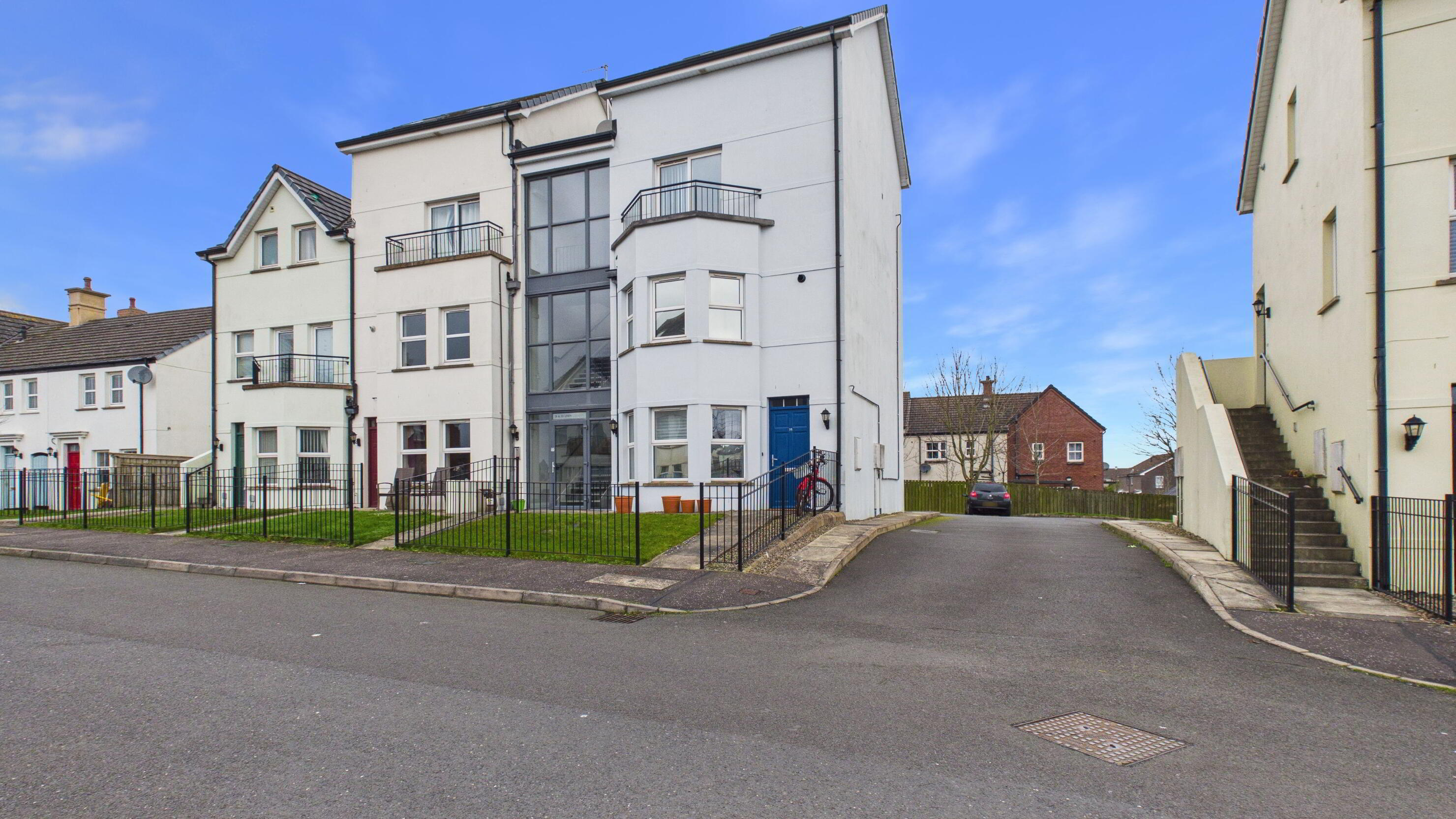 Photo 1 of 33 Linen Crescent, Bangor