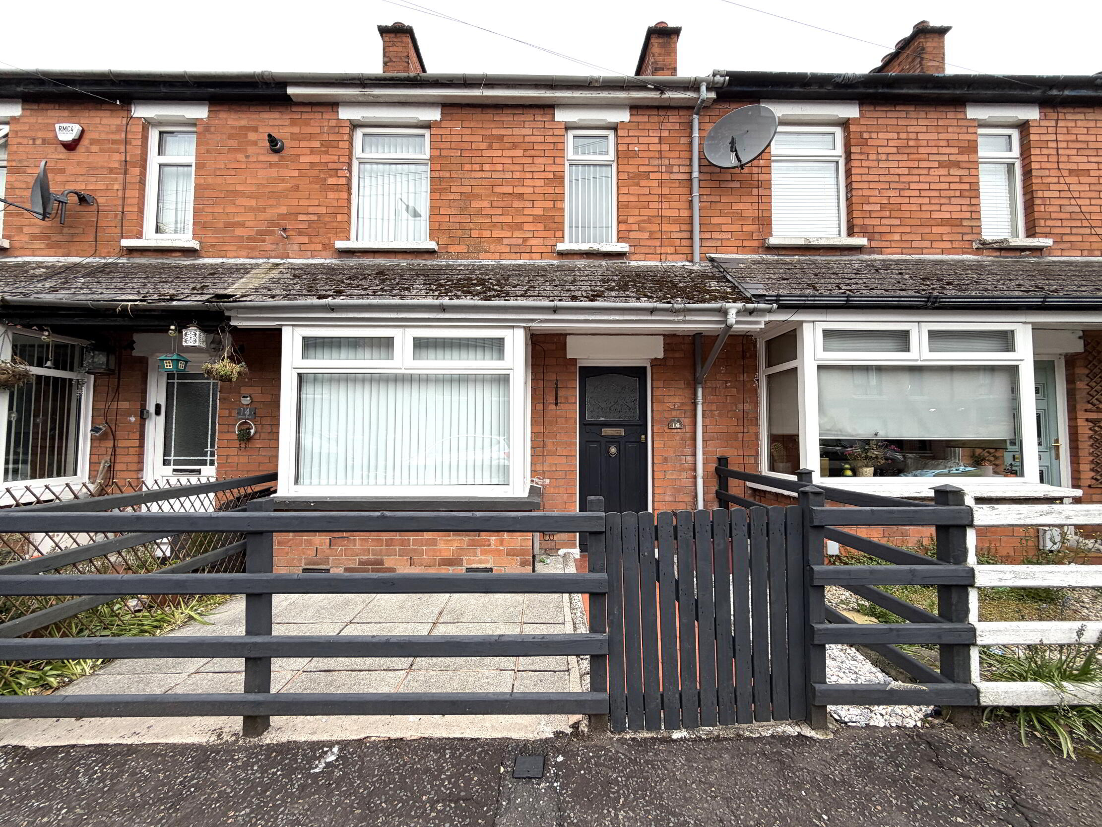Photo 1 of 16 Sefton Drive, Belfast