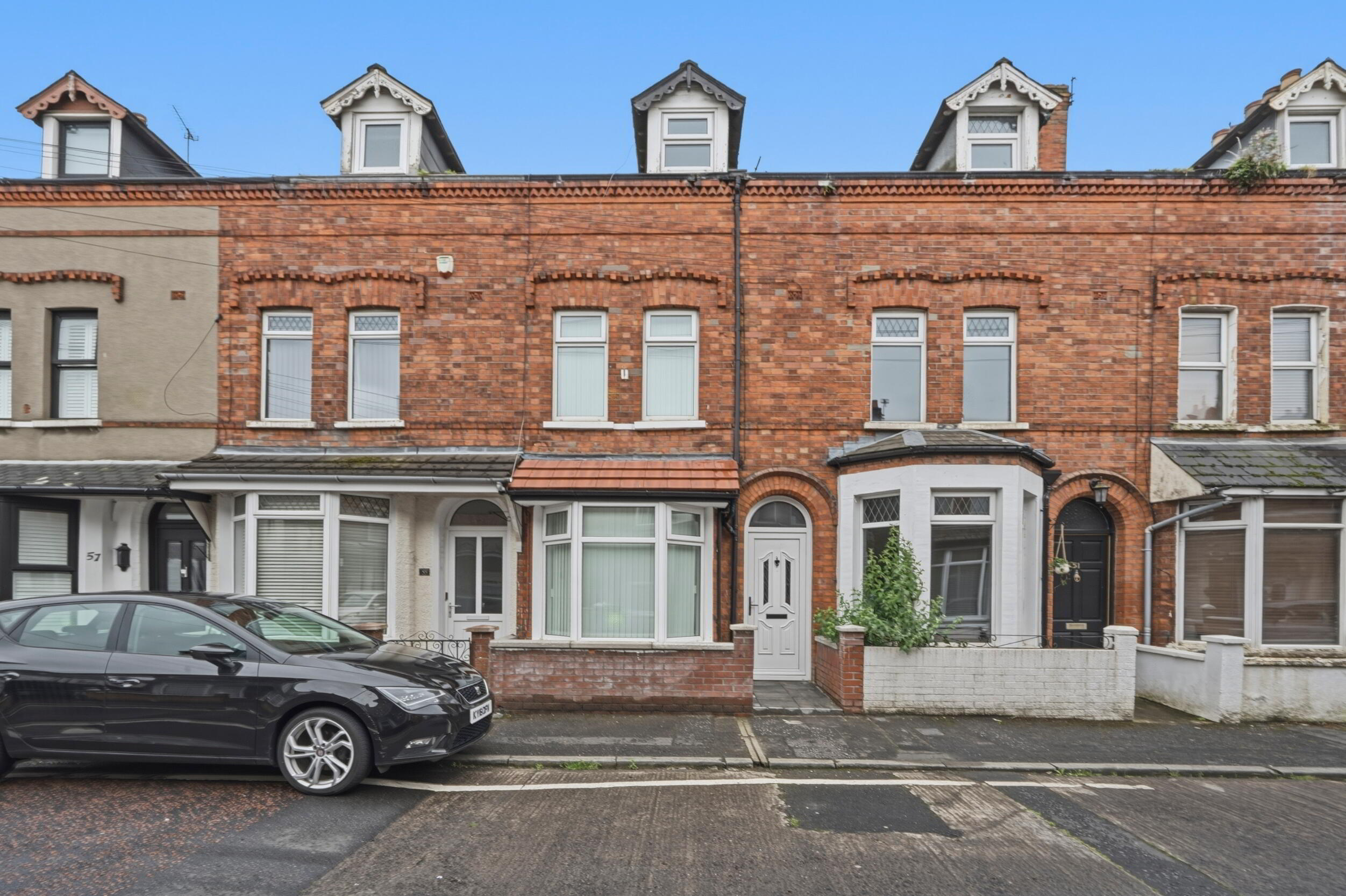Photo 1 of 53 Glenbrook Avenue, Belfast
