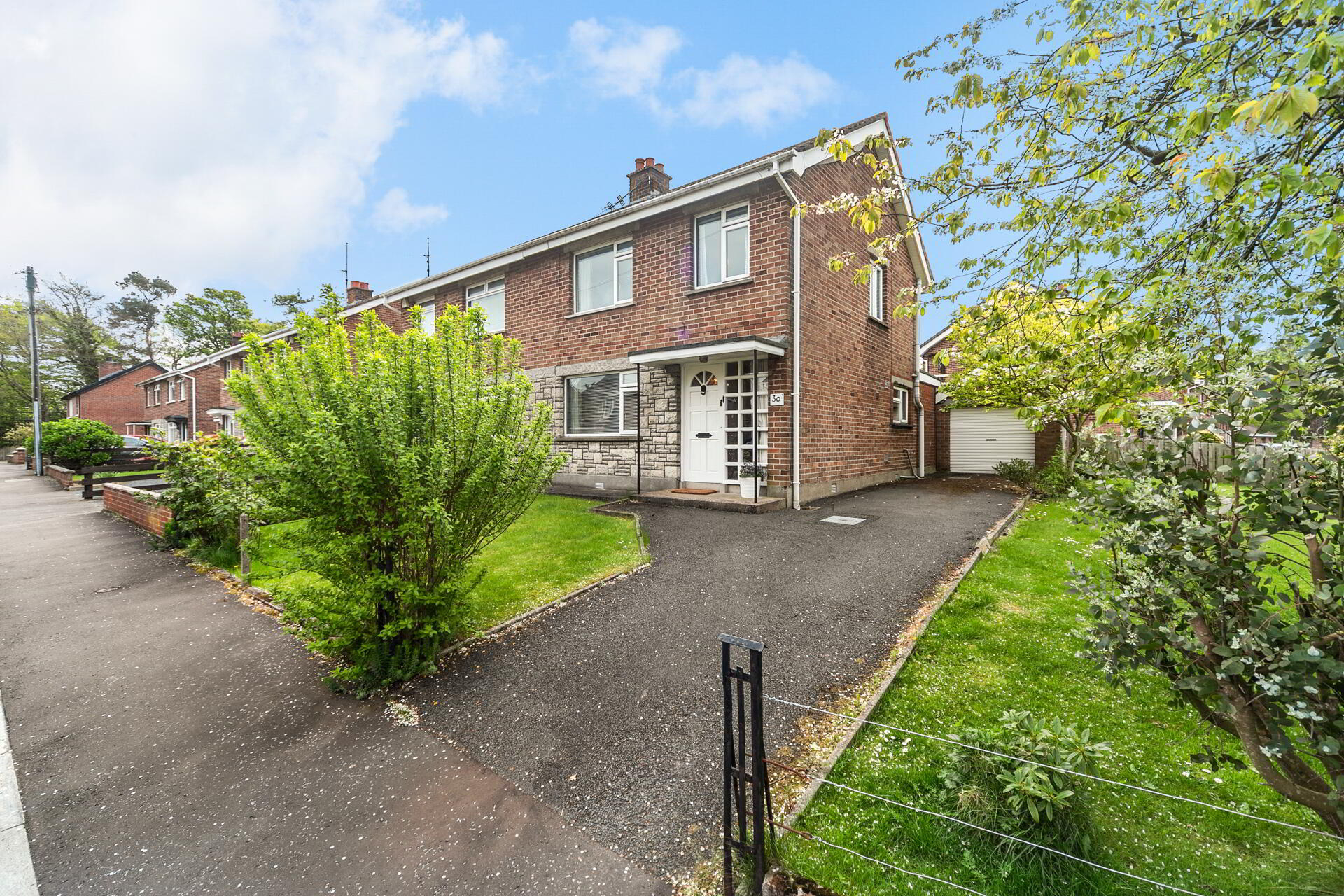 Photo 1 of 30 Pond Park Avenue, Lisburn