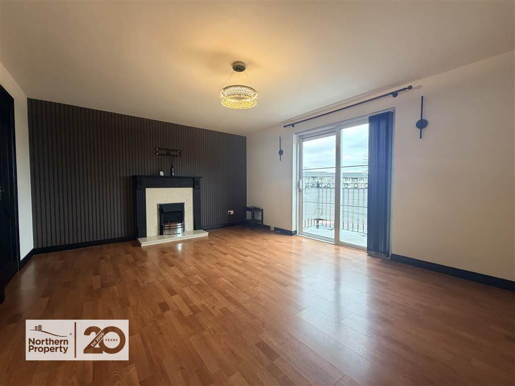 Photo 4 of 44 Larkspur Rise, Belfast