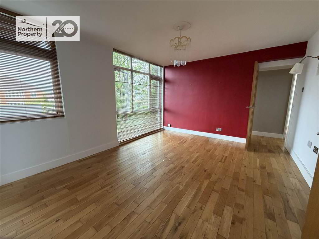 Photo 4 of 222c Upper Lisburn Road, Belfast