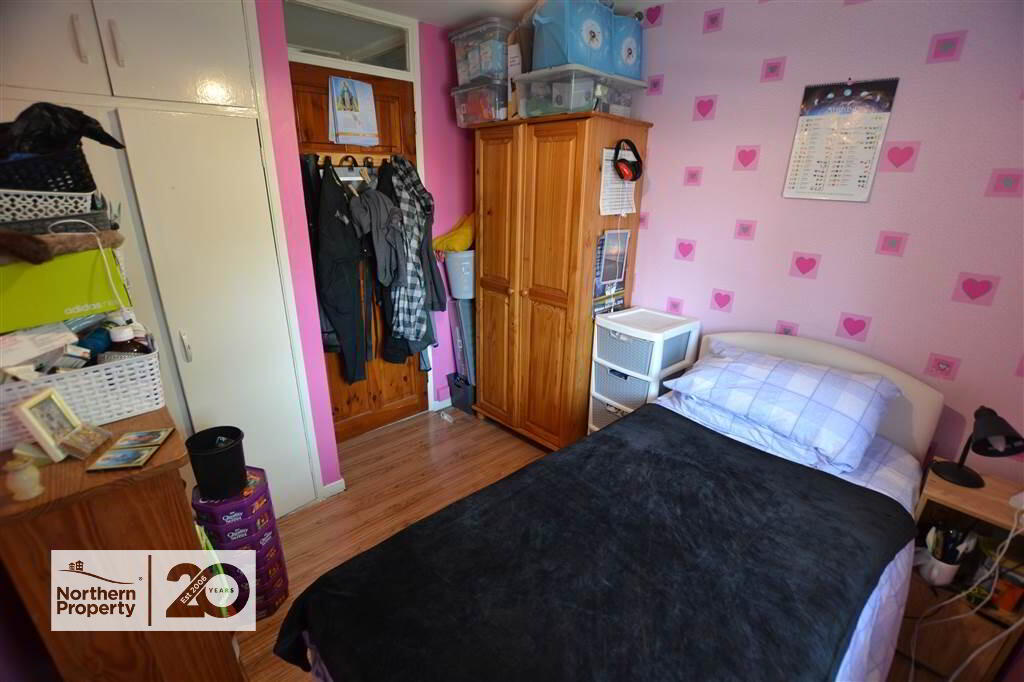 Photo 15 of 30 Gardenmore Road, Dunmurry, Belfast