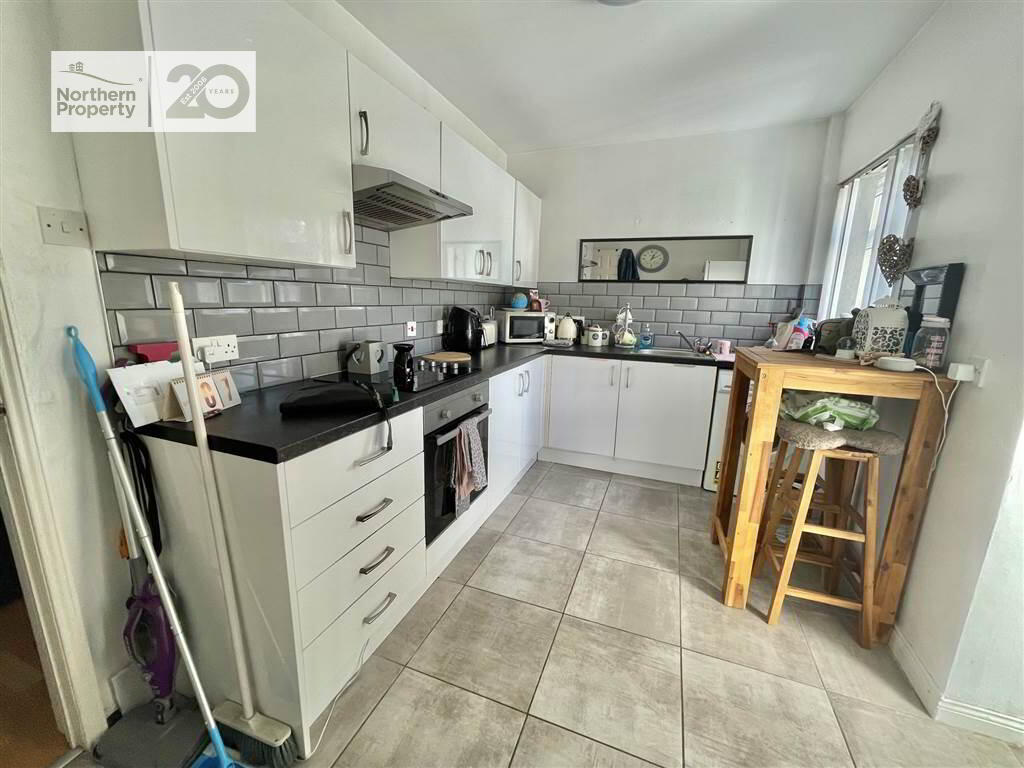 Photo 4 of 2 Beechmount Crescent, Belfast