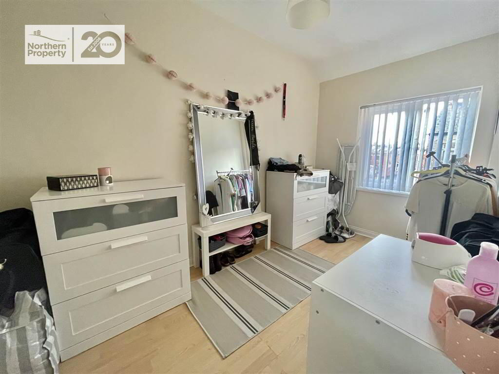 Photo 7 of 2 Beechmount Crescent, Belfast