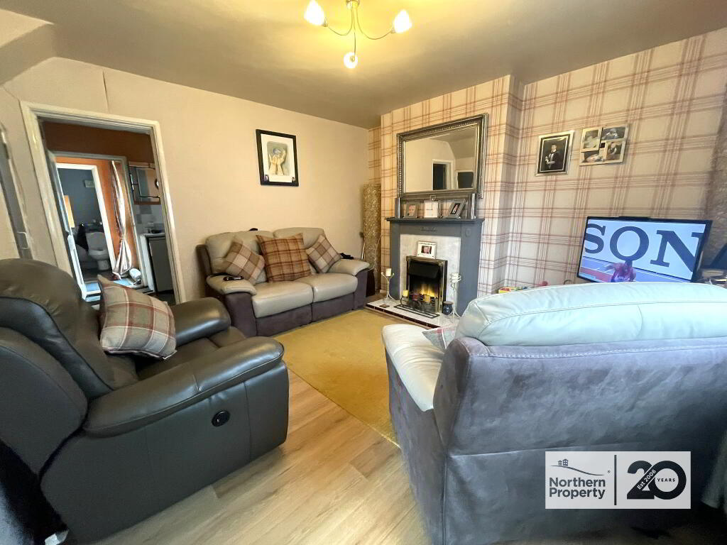 Photo 3 of 13 Colinward Street, Belfast