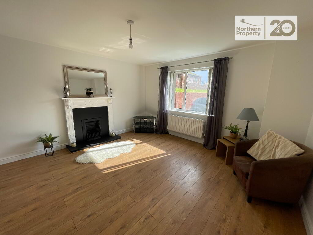 Photo 3 of 11 Riverside Mews, Belfast