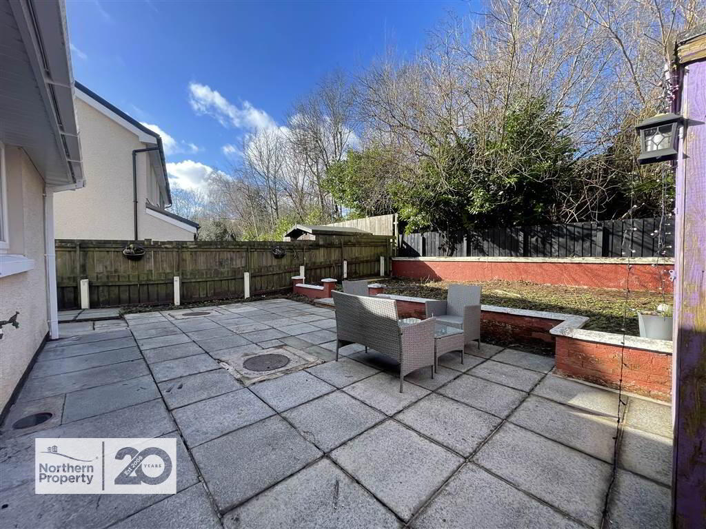 Photo 15 of 19 Ardcaoin Drive, Belfast