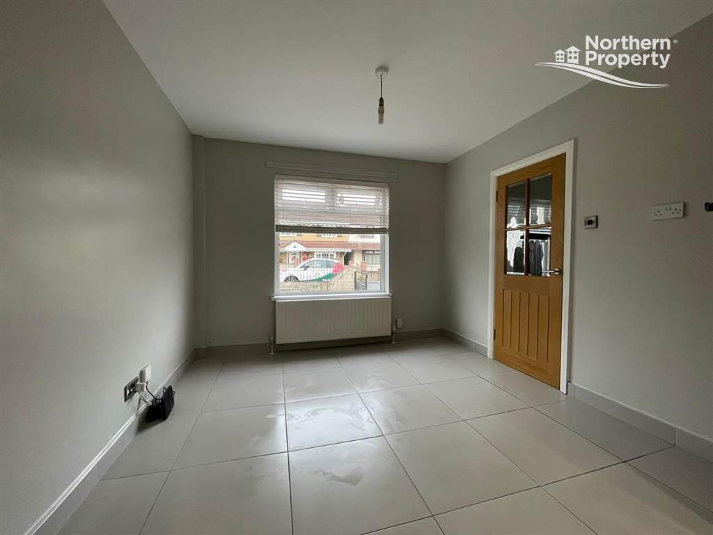 Photo 11 of 48 Tullymore Gardens, Belfast